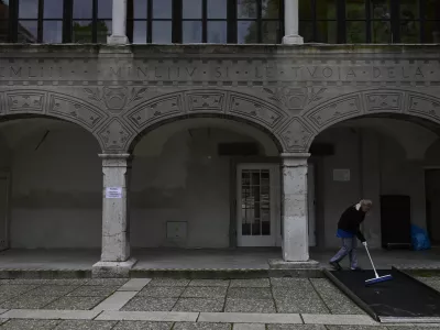 Eden ključnih strate&scaron;kih ciljev Festivala Ljubljana je upravljanje celotnega kompleksa Križank. Temu pa nasprotuje srednja &scaron;ola za oblikovanje in fotografijo, ki se ne želi izseliti iz Križank. Foto: Nik Erik Neubauer&nbsp;