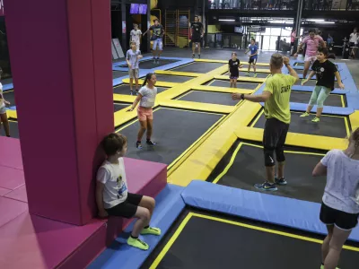 V dobrih &scaron;tirih letih in pol, ki jih je pod drobnogled vzelo sodi&scaron;če, je park obiskalo več kot 500.000 obiskovalcev. Na trapezu se je v tem času zgodilo &scaron;est nesreč. Foto: Jaka Gasar&nbsp;