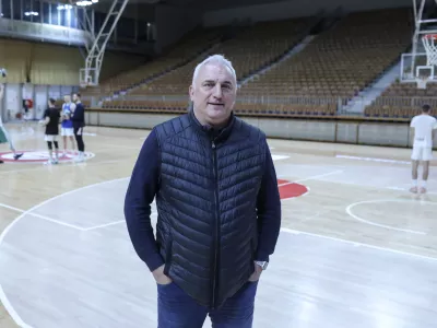 - 04.11.2022 - Sa&scaron;a Dončić, nekdanji ko&scaron;arkar in trener //FOTO: Jaka Gasar