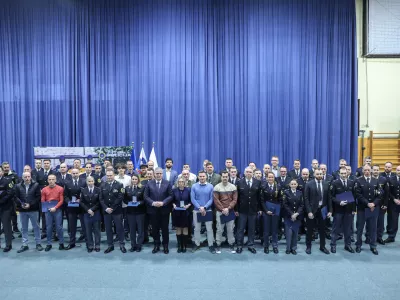 Bo&scaron;tjan Poklukar, Damjan Petrič- 12.02.2025 - Policija je nagradila 66 izjemnih posameznikov, ki so v najrazličnej&scaron;ih okoli&scaron;činah pomagali re&scaron;evati življenja ljudi - podelitev, policija, hrabrost, požrtvovalnost, priznanja//FOTO: Jaka Gasar