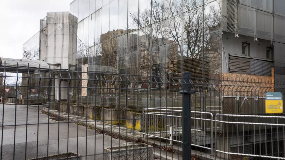 06.01.2025. - Stavba na naslovu Litijska 51, ki je predmet afere nakupa za potrebe Okrožnega sodi&scaron;ča v Ljubljani.//FOTO: Bojan Velikonja