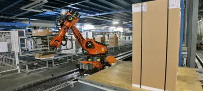 - avtomatizirano in robotizirano skladišče -  - Podjetje Gorenje gospodinjski aparati d.d., Velenje. proizvodnja - proizvodni obrat - bela tehnika - //FOTO: Tomaž SkaleOPOMBA: ZA OBJAVO V PRILOGI – DNEVNIKOV OBJEKTIV - REPORTAŽA 2015