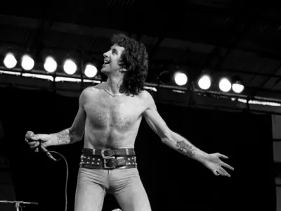 Bon Scott je z AC/DC posnel prvih &scaron;est albumov, s Highway to Hell iz leta 1978 kot zadnjim, na katerem je pel. Za nemalo katerega privrženca AC/DC je obdobje s Scottom bistveno. F Getty Images