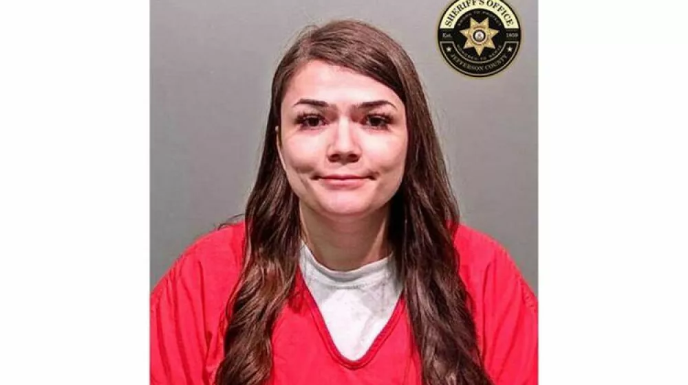 28-letna pomočnica v razredu je večkrat spolno napadla &scaron;estnajstletnega dijaka s težavami v razvoju. 