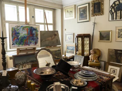 Prodaja umetninumetnostumetni&scaron;ki trgstarine18.02.2025 Galerija Ažbe, sloANTIKA, prodajalna starin in umetninFOTO: Nik Erik Neubauer