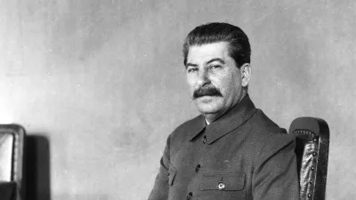 (Eingeschr&auml;nkte Rechte f&uuml;r bestimmte redaktionelle Kunden in Deutschland. Limited rights for specific editorial clients in Germany.) Joseph Stalin *21.12.1879-05.03.1953+ Politician, USSR - portrait - 1932 - Photographer: James E. Abbe - Vintage property of ullstein bild (Photo by James E. Abbe/ullstein bild via Getty Images) / Foto: Ullstein Bild Dtl.