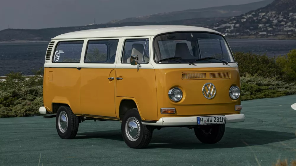 Volkswagen type 2 je imel &scaron;tevilne vzdevke, najbolj znan je bržčas bulli. / Foto: Volkswagen