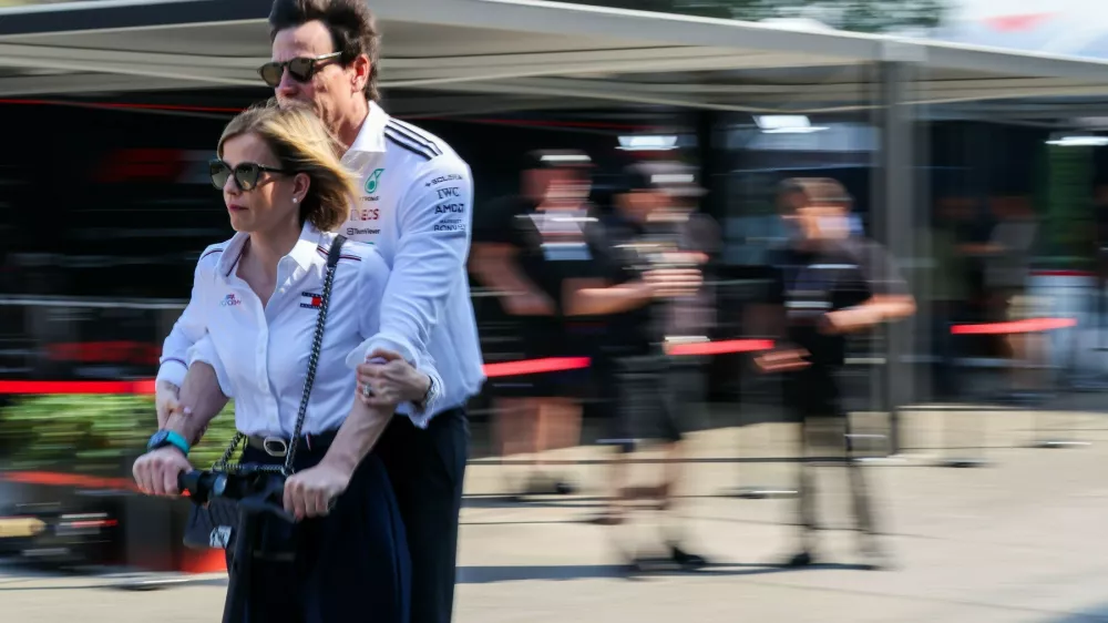 Susie Wolff, generalna&nbsp;direktorica&nbsp;F1 academy, in Toto Wolff /&nbsp;Foto: Profimedia