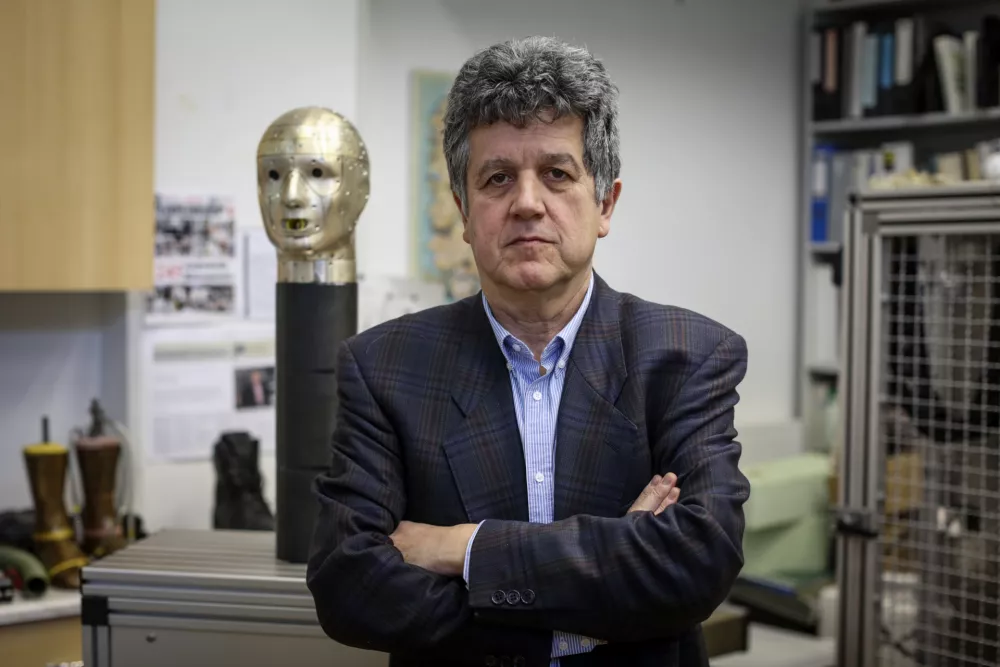 - 28.03.2017 - prof.dr. Igor Mekjavić, redni univerzitetni profesor & znanstveni svetnik z odseka za avtomatiko, biokibernetiko in robotiko na Institutu Jožef Stefan (IJS), ki v Ljubljani in v Planici raziskuje fiziologijo/medicino potovanja v vesolje-     //FOTO: Luka Cjuha