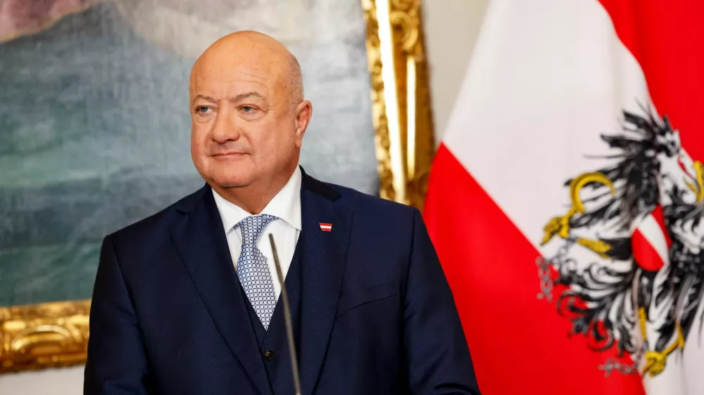 Austria's newly sworn-in Chancellor and head of People's Party (OeVP) Christian Stocker looks on during a press statement, in Vienna, Austria, March 3, 2025. REUTERS/Lisa Leutner