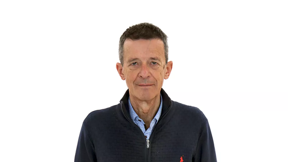 Jože OkornZA ONLINE - Redakcija Dnevnik 2024 - portreti za komentarje in kolumne - kolumnisti - komentatorji &ndash; novinarji - //FOTO: Tomaž Skale