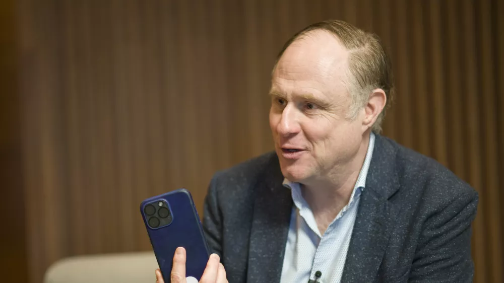 Andrew Grill, Panta rei