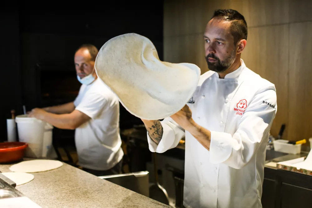 20.05.2021. Igor Peresson, kuhar in lastnik Picerije in restavracije Etna V Divači.//FOTO: Bojan Velikonja