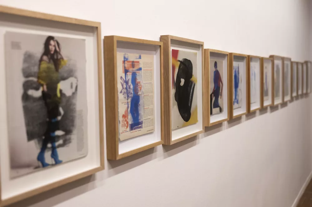 Uveljavljena grafičarka Zora Stančič s pregledno razstavo svojega dela gostuje v treh nadstropjih Mestne galerije Ljubljana. Foto: Nik Erik Neubauer