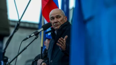 -Janez Jan&scaron;a, - 19.02.2025. 17. protest kvazi upokojencev in zavoda, ali karkoli že 1. oktober proti vladi Roberta Goloba pod vodstvom kriminalca Pavla Ruparja.//FOTO: Bojan Velikonja