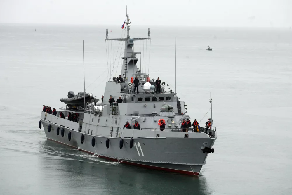 večnamenska slovenska voja&scaron;ka ladja Triglav 11 v koprskem pristani&scaron;ču, mornarica SV- Koper - večnamenska ladja Triglav, ki so jo v ruski ladjedelnici Almaz naredili kot poplačilo klirin&scaron;kega dolga do Slovenije, Slovenska vojska (SV) - ///FOTO: Luka Cjuha