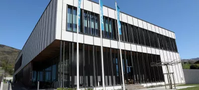 Zakonodajno-pravna služba DZ meni, da država v Gen-I (na fotografiji) nima neposrednega večinskega deleža, zato naj ne bi bil podan pogoj za njegovo vključitev v javni sektor po 4. členu zakona o integriteti in preprečevanju korupcije. Foto: Tomaž Skale 