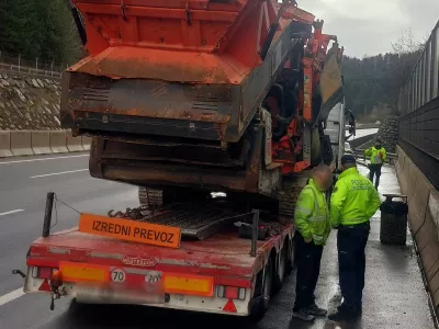 pretežek tovor tovornjak