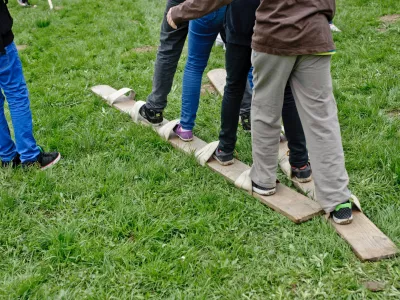  - ilustrativna fotografija otroci,team building- 17. Taborniki fetival 2013 v organizaciji Mestne zveze tabornikov v parku Tivoli, pripravljena v počastitev dneva zemlje in dneva tabornikov -    //FOTO: Toma Zajelnik