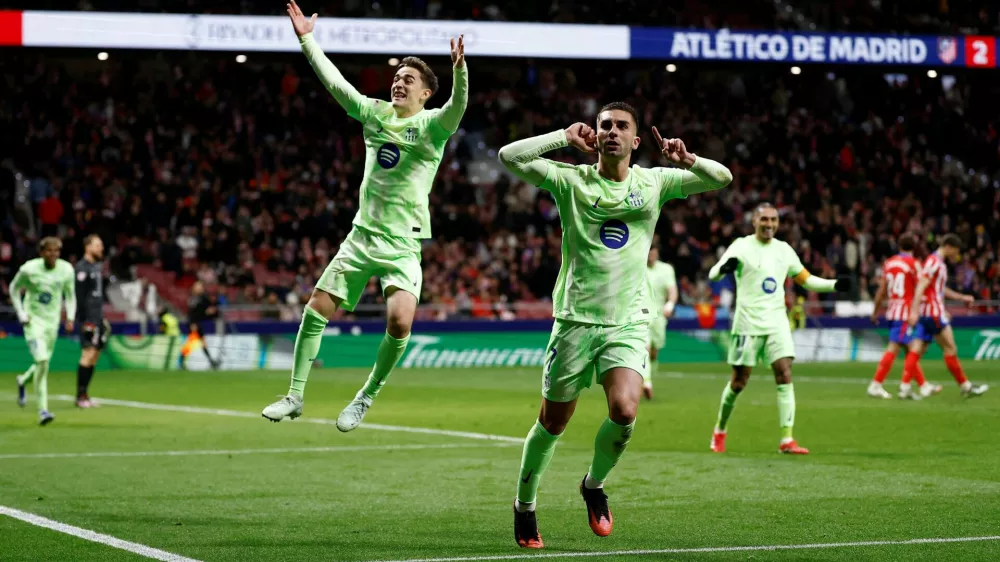 Soccer Football - LaLiga - Atletico Madrid v FC Barcelona - Metropolitano, Madrid, Spain - March 16, 2025 FC Barcelona's Ferran Torres celebrates scoring their fourth goal REUTERS/Juan Medina   TPX IMAGES OF THE DAY