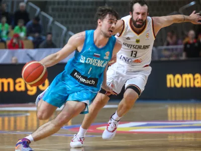 Koper, 14.11.2022Arena Bonifika, Koarka, Kvalifikacije za SP, Slovenija - Nemčija, Urban Klavžar