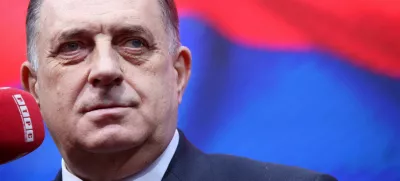 FILE PHOTO: President of Republika Srpska (Serb Republic) Milorad Dodik addresses his supporters reacting to court decision on charges that he defied rulings by an international peace envoy, in Banja Luka, Bosnia and Herzegovina, February 26, 2025. REUTERS/Amel Emric/File Photo