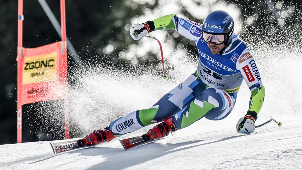 Slovenia's Miha Hrobat speeds down the course during a men's Super-G, at the Alpine Ski World Championships, in Saalbach-Hinterglemm, Austria, Friday, Feb. 7, 2025. (AP Photo/Gabriele Facciotti)