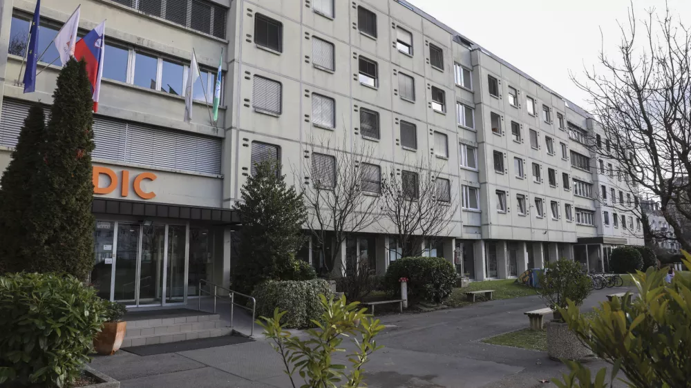 V delu dija&scaron;kega doma na Poljanski cesti, kjer je konec januarja izbruhnil požar, so že namestili sistem javljanja požara. Foto: Jaka Gasar