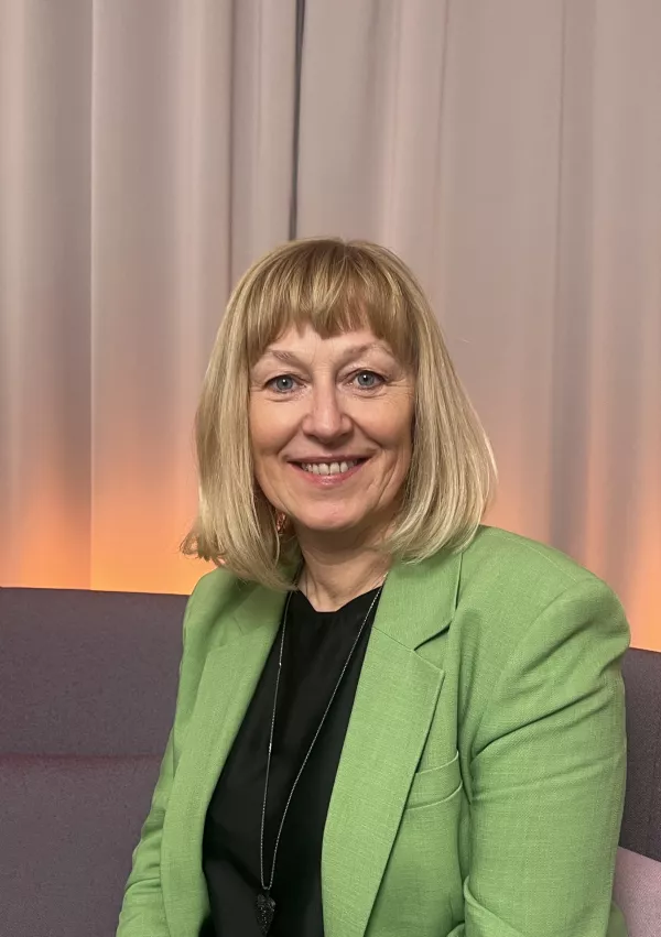 Izr. prof. dr. Andreja Marn Pernat, spec. nefrologije in interne medicine s Kliničnega oddelka za nefrologijo UKC Ljubljana, tudi predsednica Slovenskega nefrolo&scaron;kega dru&scaron;tva (Foto: Aetas)