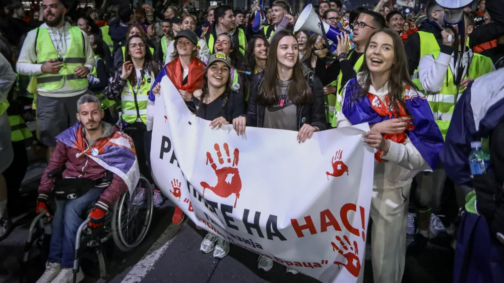 &Scaron;tuentje na protestu15.3.2025 - Beograd - Srbija - &scaron;tudentski protest - največji shod v zgodovini SrbijeFoto: Luka Cjuha