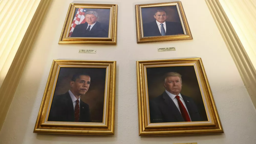 ZDA, portreti ameri&scaron;kih predsednikov - Billa Clintona, Georga W Busha, Baracka Obame in Donalda Trumpa. Kolorado, Denver. 