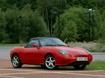 Fiatov roadster barchetta je bila praktična, zanesljiva, hitra, v&scaron;ečna in tudi poceni. Tistemu za volanskim obročem pa je zagotavljala užitek v vožnji. Foto:&nbsp;Reuters/Alamy