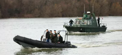 05, January, 2022, Belgrade - Minister of Police Aleksandar Vulin on one of the boats participating in the search for the missing Matej Peris from Split. Aleksandar Vulin. Photo: M.M./ATAImages05, janaur, 2022, Beograd Ministar policije Aleksandar Vulin na jednom od camaca koji ucestvuju u potrazi za nestali Splicaninom Matejem Perisom. Photo: M.M./ATAImages Photo: M.M./ATAImages/PIXSELL