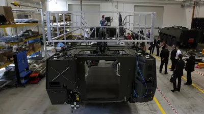 - Tovarna Gorenje INDOP &Scaron;o&scaron;tanj, del proizvodnje - oklepno kolesno vozilo 8 x 8 Patria za potrebe Slovenske vojske (SV)- leto in pol od začetka proizvodnje slovenskih osemkolesnikov poročali o rezultatihna področjih prenosa tehnologije, razvoja in proizvodnje oklepnih vozil  /FOTO: Bojan VelikonjaOPOMBA: ZA OBJAVO V ČASOPISU DNEVNIK