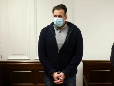 Jani Potokar - 07.03.2022  sojenje Stanetu Kopaču in Janiju Potokarju zaradi utaje troarin v letih 2004 in 2005, - prek podjetja Potokar&Co. sta bila uradna uvoznika nafte, pri tem pa naj bi utajevala troarinske dajatve in okodovala dravo za 2,5 milijona evrov. //FOTO: Toma Skale