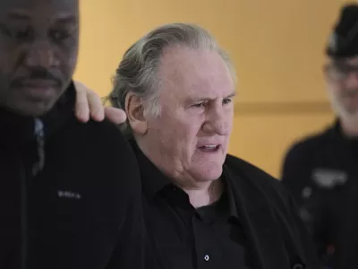 Actor Gerard Depardieu returns to the courtroom after a break for his trial for the alleged sexual assaults of two women on a film set in 2021, Tuesday, March 25, 2025 in Paris. (AP Photo/Aurelien Morissard)