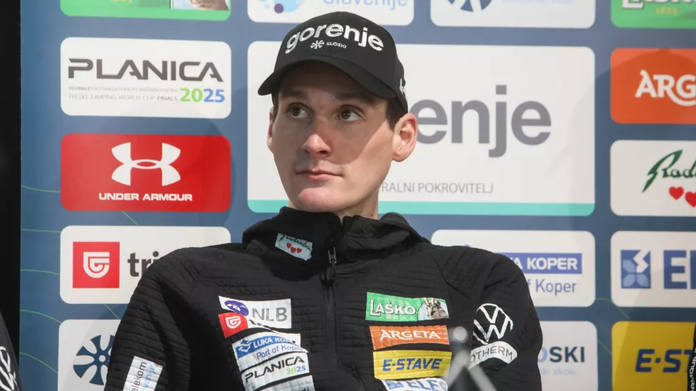 - Domen Prevc.- 25.03.2025. - Novinarska konferenca mo&scaron;ke reprezentance Slovenije pred finalom svetovnega pokala v Planici.//FOTO: Bojan Velikonja