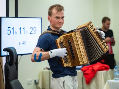 Anže Krevh, harmonikar