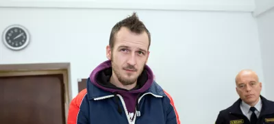 - Sulejmanović Asmir- 05.01.2017 - sojenje Asmirju Sulejmanoviću za umor 63-letnega Branimirja Bajdeta s Ključevice, katerega je s traktorjem najprej zbil ga navezal na verigo in odvlekel v globel v bližnjem gozdu  //FOTO: Matjaž Rušt