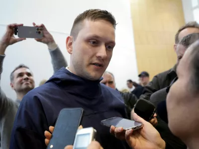 Leader of the Democrats (Demokraatit) party and Greenland's Prime Minister-elect Jens-Frederik Nielsen speaks to the media in Nuuk, Greenland, March 28, 2025. REUTERS/Leonhard Foeger