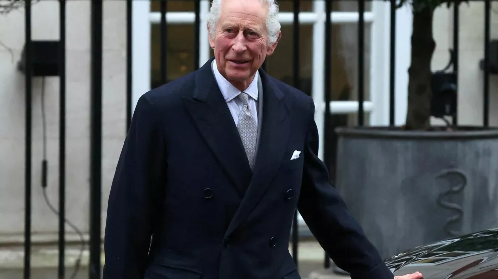 FILE PHOTO: Britain's King Charles leaves the London Clinic after receiving treatment for an enlarged prostate, in London, Britain January 29, 2024. REUTERS/Toby Melville/File Photo