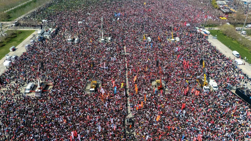 A drone view shows people gathering during a rally to protest against the arrest of Istanbul Mayor Ekrem Imamoglu as part of a corruption investigation, in Istanbul, Turkey, March 29, 2025. REUTERS/Umit Bektas