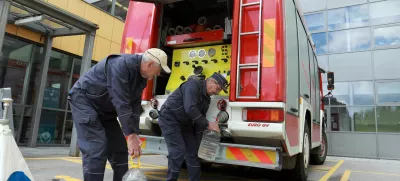 31.03.2025 - Logatec, onesnažena voda, gasilci, cisternaFoto: Tomaž Skale