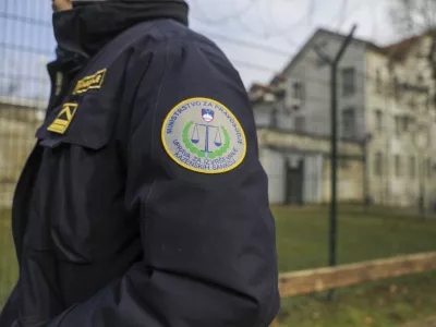 13.2.2025 protestni shod pravosodnih policistov in drugih strokovnih delavcev zavodov za prestajanje kazni zapora (ZPKZ) zapor Pov&scaron;etova - pravosodni policistFoto: Luka Cjuha