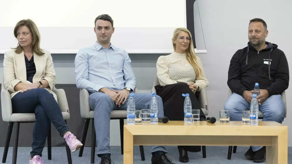 Zlata nit, KIK konferena