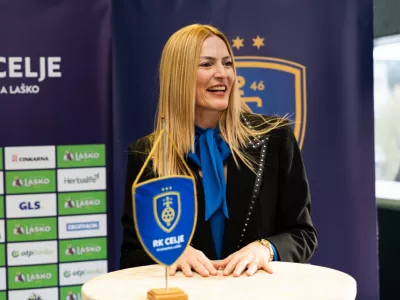 rokomet, celje pivovarna la&scaron;ko, alenka potočnik anžič