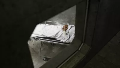 - simbolična fotografija - pacient - bolnik - zdravstvo - zdravstveni sistem- UKC 2013 - Univerzitetni klinični center v Ljubljani, //FOTO: Luka Cjuha