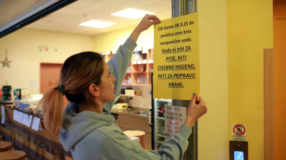 31.03.2025 - Logatec, onesnažena voda,DSO enota Logatec, obvestiloFoto: Tomaž Skale