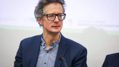 Ljubljana, Cankarjev dom.Okrogla miza z naslovom Pokojninski sistem vceraj, danes, jutri, ki ga je pripravil Festival za tretje zivljenjsko obdobje.Drzavni sekretar na ministrstvu za delo, druzino, socialne zadeve in enake moznosti Igor Feketija.