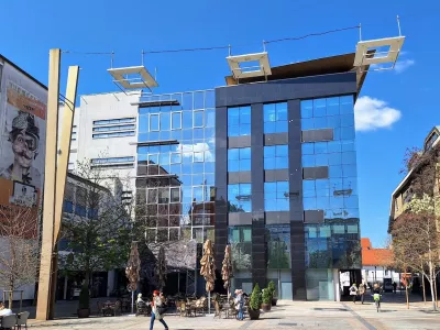 Poslopje nekdanje Probanke Maribor, UE Maribor